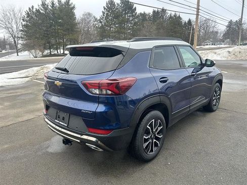 Certified 2023 Chevrolet TrailBlazer ACTIV w/ Sun and Liftgate Package image 5