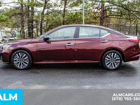 Used 2025 Nissan Altima 2.5 SV image 6