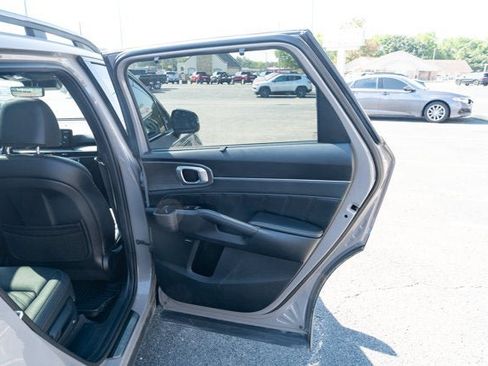 Used 2025 Kia Sorento SX Prestige AWD/4WD image 14