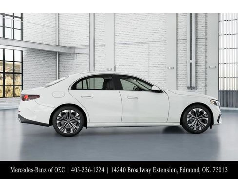 Used 2025 Mercedes-Benz E 350 Sedan image 17