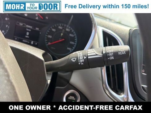 Used 2020 Chevrolet Equinox LS w/ LS Convenience Package FWD image 17