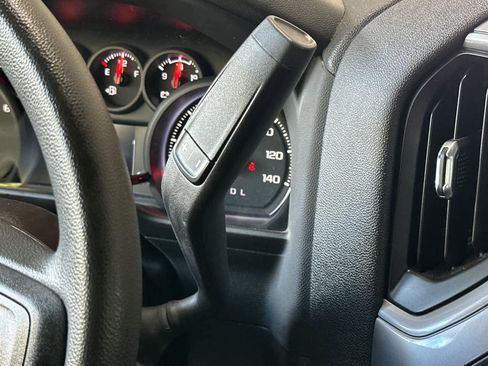 Used 2022 Chevrolet Silverado 1500 Custom image 22