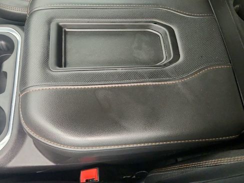 Certified 2020 GMC Sierra 1500 AT4 w/ AT4 Premium Package image 18