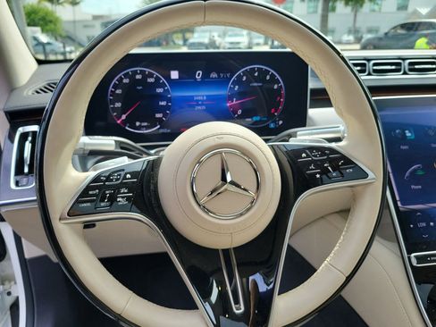 Certified 2022 Mercedes-Benz S 500 4MATIC image 29