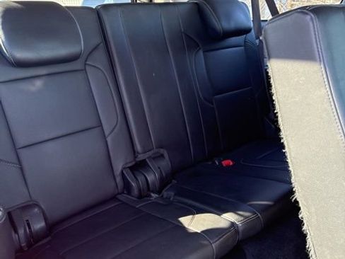 Used 2016 GMC Yukon XL SLT w/ Open Road Package image 25