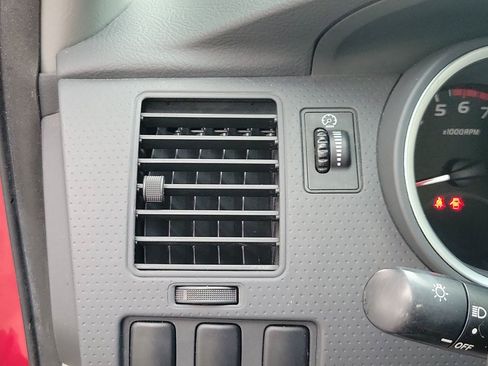 Used 2006 Toyota Tacoma 2WD Regular Cab image 20