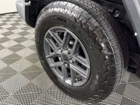 Used 2024 Jeep Wrangler Unlimited Sport AWD/4WD image 13