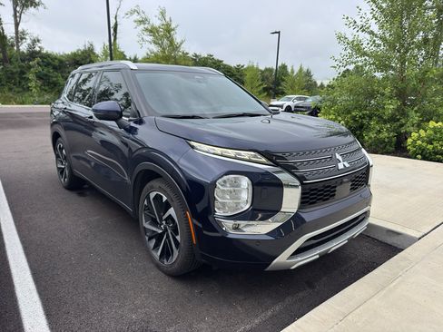 Used 2022 Mitsubishi Outlander SEL AWD/4WD image 4