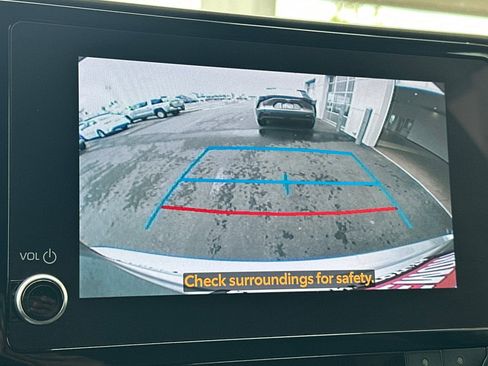 Certified 2024 Toyota Highlander LE AWD/4WD image 21