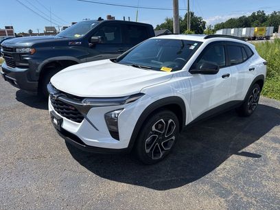 Used 2025 Chevrolet Trax RS w/ Sunroof Package