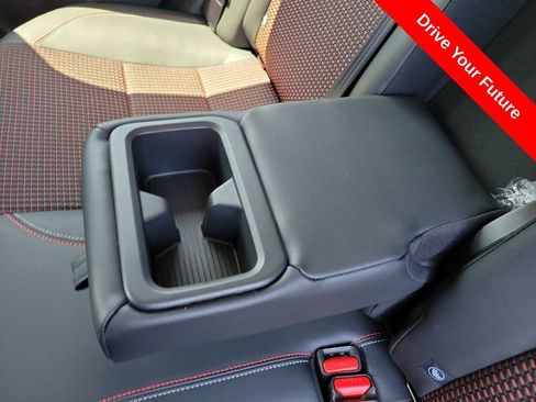Used 2025 Nissan Kicks SR FWD image 23
