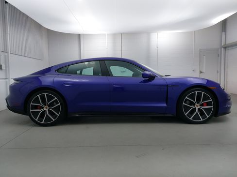 New 2025 Porsche Taycan GTS image 8