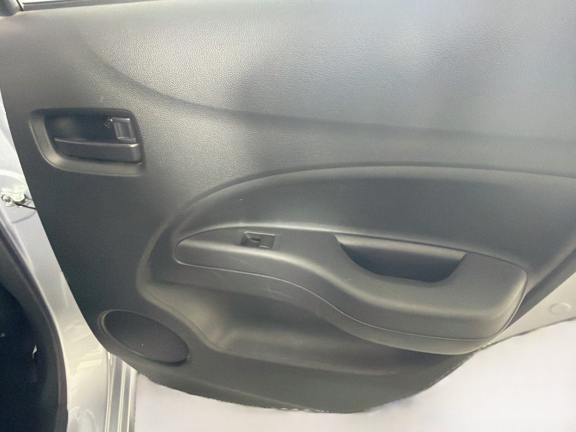 Used 2024 Mitsubishi Mirage ES FWD image 27