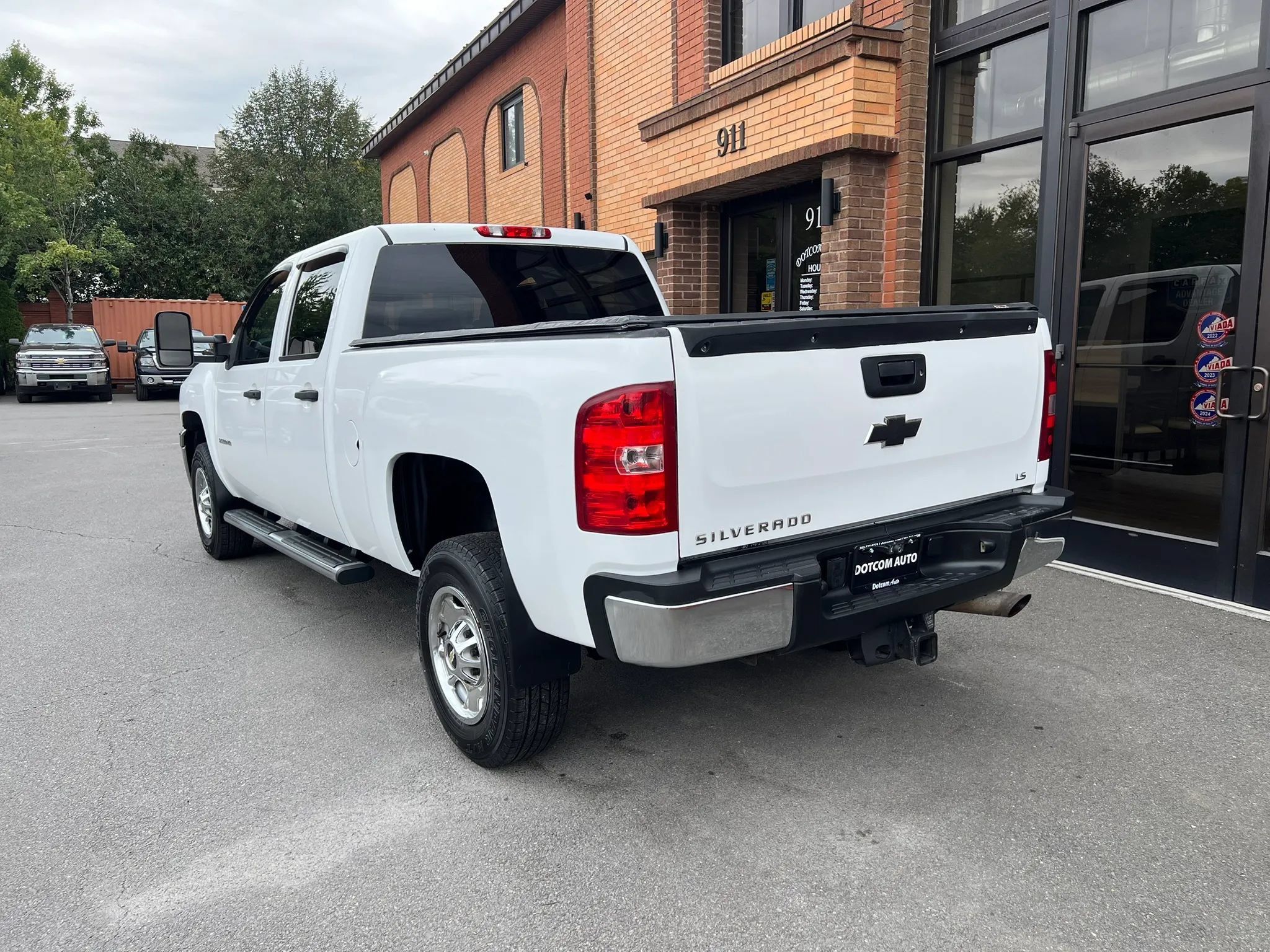 Used 2013 Chevrolet Silverado 2500 W/T w/ Snow Plow Prep Package AWD/4WD image 5