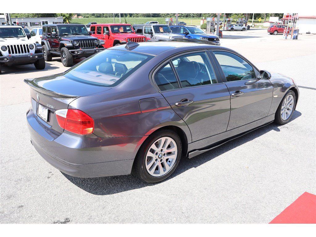 Used 2006 BMW 325i Sedan RWD image 5