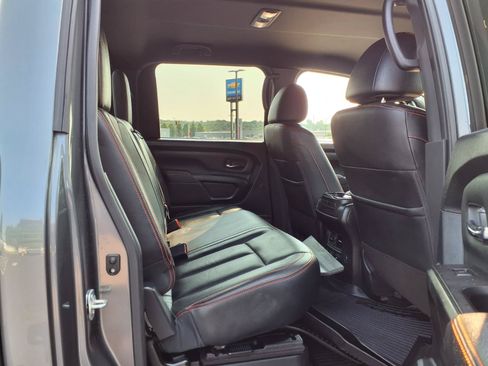 Used 2023 Nissan Titan PRO-4X w/ Pro-4x Convenience Package AWD/4WD image 25