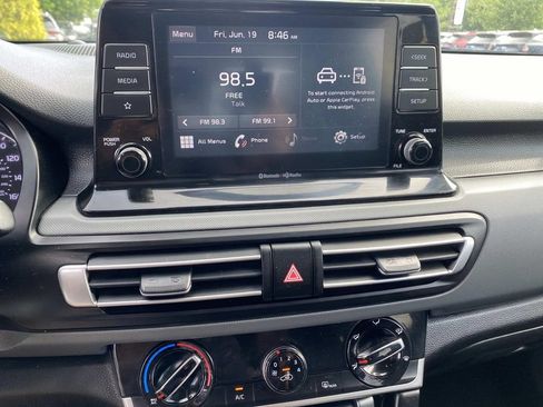 Used 2022 Kia Seltos LX AWD/4WD image 11