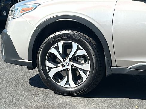 Used 2020 Subaru Outback Limited XT w/ Popular Package #2 AWD/4WD image 9