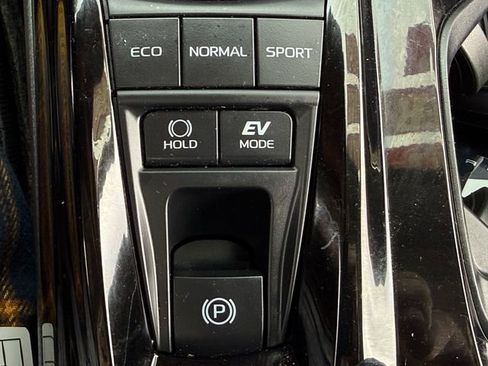 Certified 2025 Toyota Camry XLE image 24