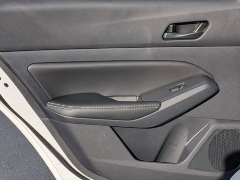 New 2025 Nissan Altima 2.5 SV image 25