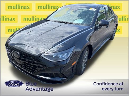 Used 2023 Hyundai Sonata SEL image 2