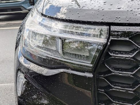 New 2026 Ford Explorer ST-Line image 10