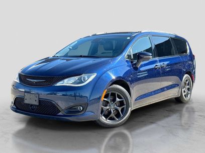 Used 2019 Chrysler Pacifica Limited