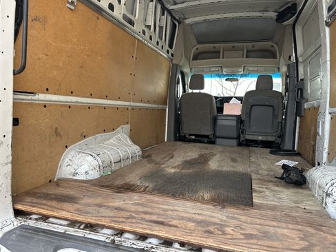 Used 2012 Nissan NV 2500 SV w/ Side Curtain Airbag Pkg image 10