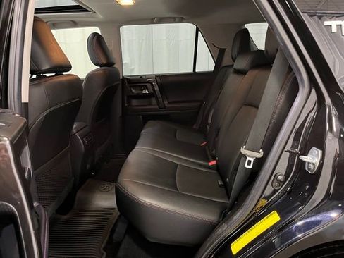Certified 2024 Toyota 4Runner TRD Off-Road Premium w/ Off Road Premium Plus Package AWD/4WD image 11