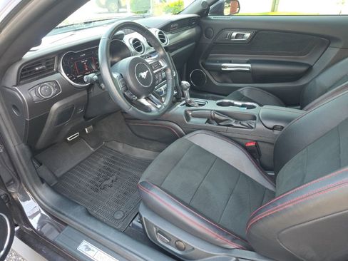 Used 2022 Ford Mustang GT Premium w/ Equipment Group 401A RWD image 7