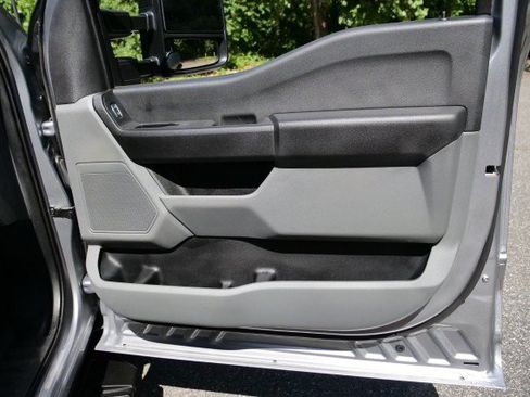 Used 2023 Ford F350 XL RWD image 43