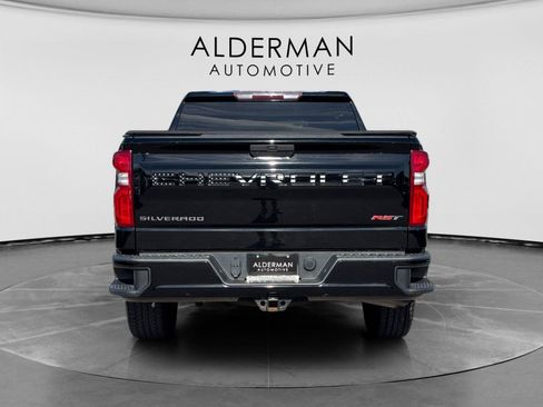 Used 2020 Chevrolet Silverado 1500 RST w/ RST Value Package RWD image 5