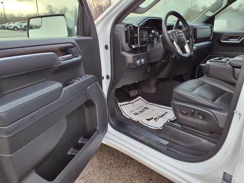 Used 2025 GMC Sierra 1500 SLT AWD/4WD image 20