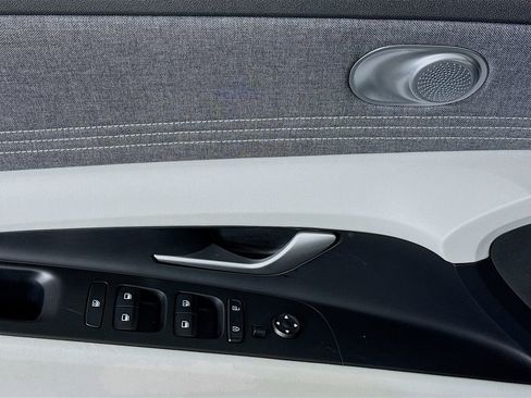 Certified 2023 Hyundai Elantra Limited image 26