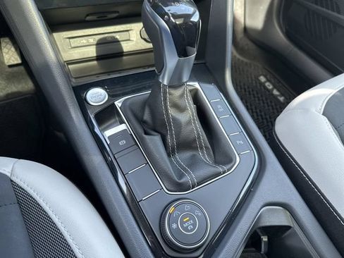 New 2026 Volkswagen Taos SE AWD/4WD image 19