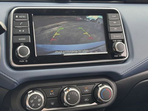 New 2025 Nissan Versa SV w/ Trunk Package image 28