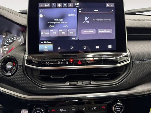 New 2026 Jeep Compass Limited image 12