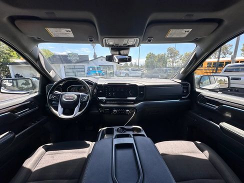Used 2023 GMC Sierra 1500 SLE AWD/4WD image 23