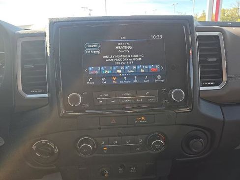 Certified 2022 Nissan Frontier SV w/ Technology Package image 20