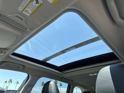 Used 2023 Subaru Forester Touring image 8