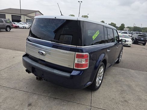 Used 2011 Ford Flex Limited w/ Class III Trailer Tow Pkg image 5