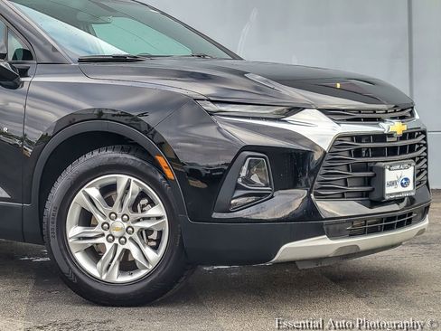 Used 2019 Chevrolet Blazer LT AWD/4WD image 2