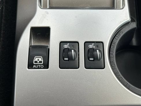 Used 2023 Toyota 4Runner SR5 Premium w/ Moonroof Package RWD image 29
