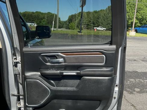 Used 2021 RAM 1500 Laramie AWD/4WD image 40