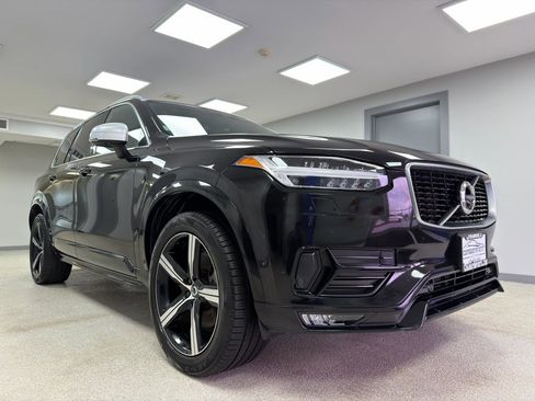 Used 2019 Volvo XC90 T5 R-Design w/ Advanced Package image 4