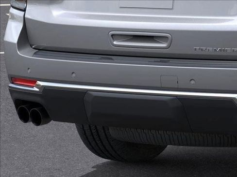New 2026 Chevrolet Suburban Premier AWD/4WD image 16