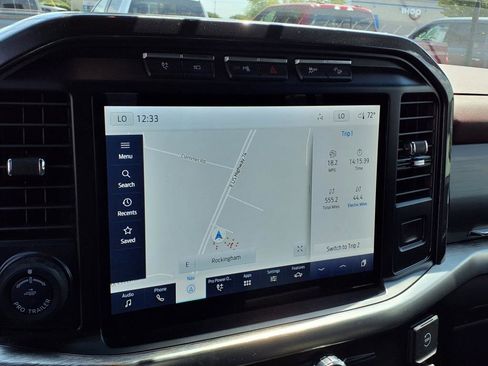 Used 2022 Ford F150 Lariat image 12