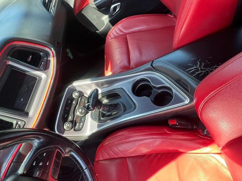 Used 2018 Dodge Challenger SXT RWD image 15