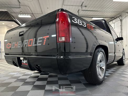 Used 1990 Chevrolet Silverado 1500 2WD Regular Cab image 19