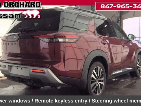 Used 2024 Nissan Pathfinder Platinum AWD/4WD image 5